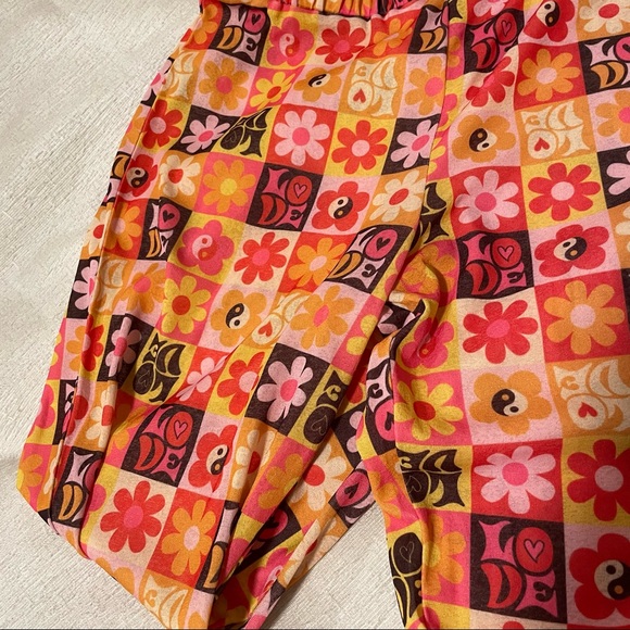 NGOrder
Flower Print Trousers US 6 - Picture 5 of 10